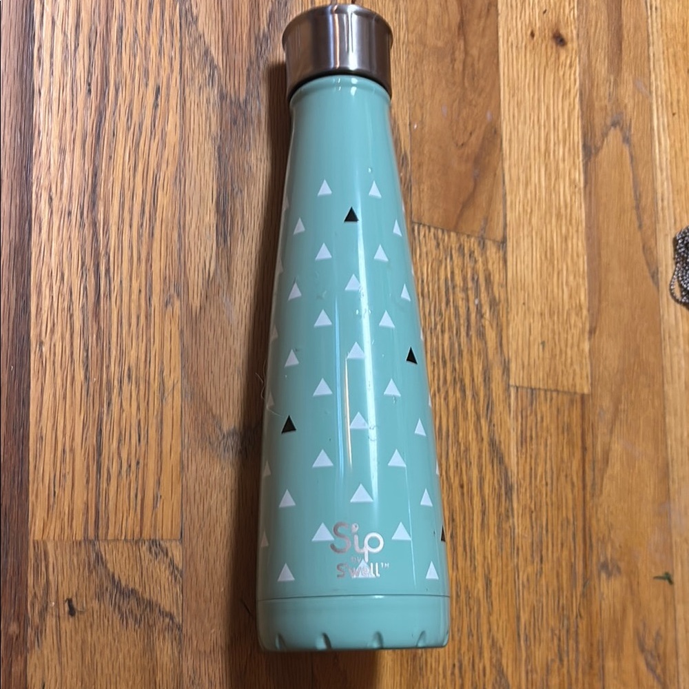 Sip by S'well Teal Water Bottle